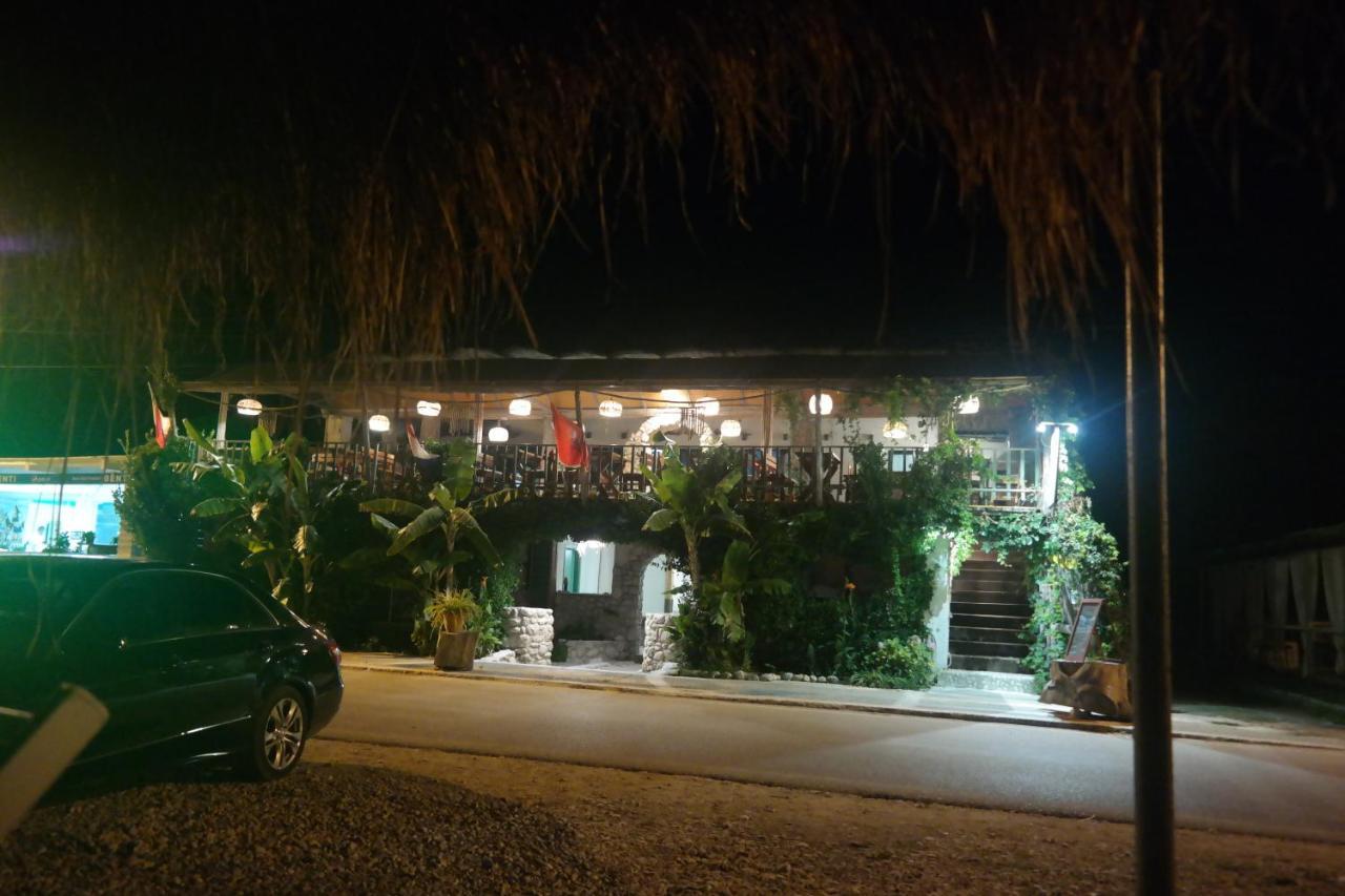 Maxola'S Dream Orikum Exterior foto